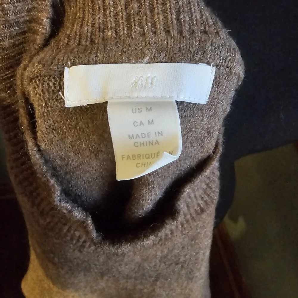 Sweater - Picture 2 of 2